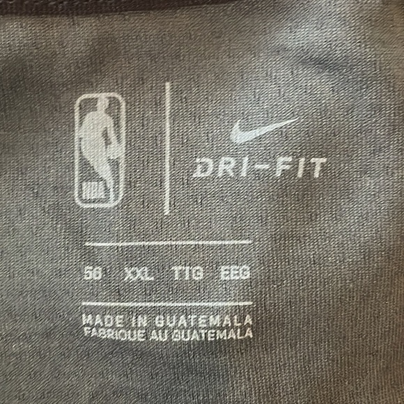 NBA Hawks! Trae Young never wore jersey - Picture 3 of 4